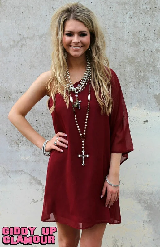 Last Chance Size 1XL | One Shoulder Wonder Dress in Maroon