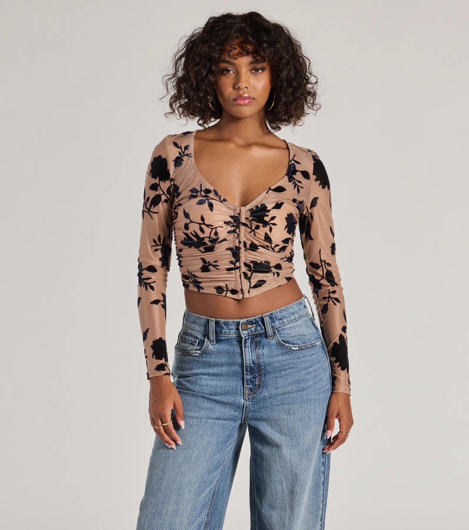 Ribbed Women Long Sleeve Top with a Textured AppealCharming Flocked Floral Mesh Long Sleeve Corset Top