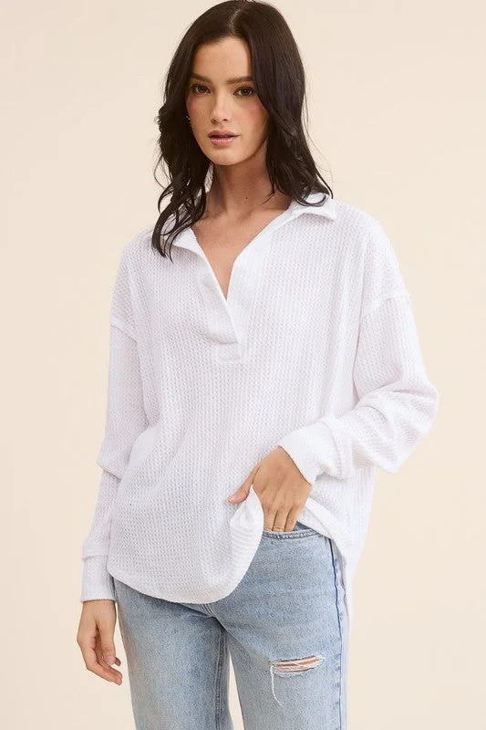 Pocket - Equipped Women Long Sleeve Top for Added FunctionalityDaisy Waffle V-Neck Tunic