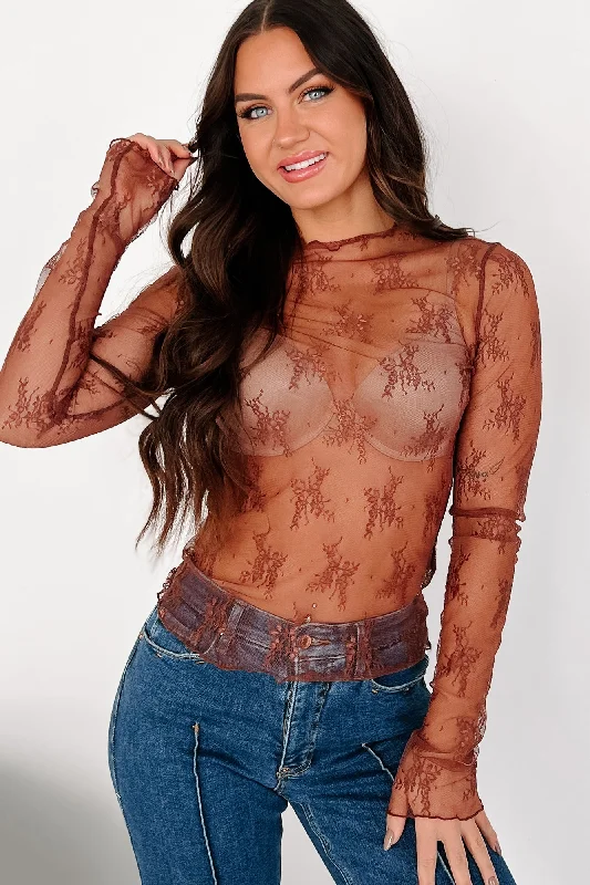 Cropped Women Long Sleeve Top to Pair with High - Waisted BottomsLiving For The Likes Lace Long Sleeve Top (Red Bean)