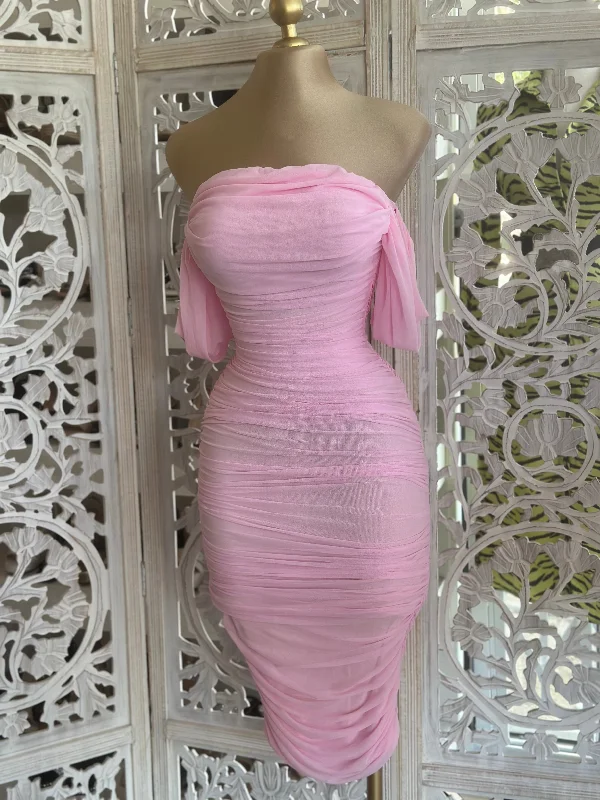 Strapless Women Dress with a Built - in Bra for Comfort and SupportPink Midi Ruched Dress- Stretchy