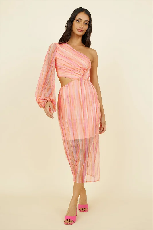 Mini Women Dress with a Short Hem for a Young and Trendy StyleGetaway Car Midi Dress Pink