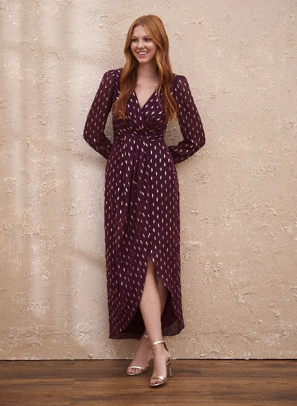 Long - Sleeve Women Dress in Velvet for a Luxurious Winter LookMetallic Dot Print Chiffon Dress