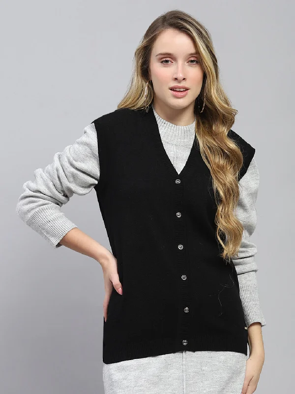 oversized women cardigan for a trendy and cozy lookWomen Black Solid V Neck Sleeveless Cardigan