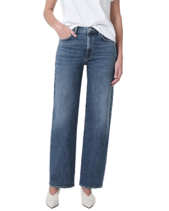 Plus - size women jeans for a comfortable and stylish fitHarper Jean in Fix