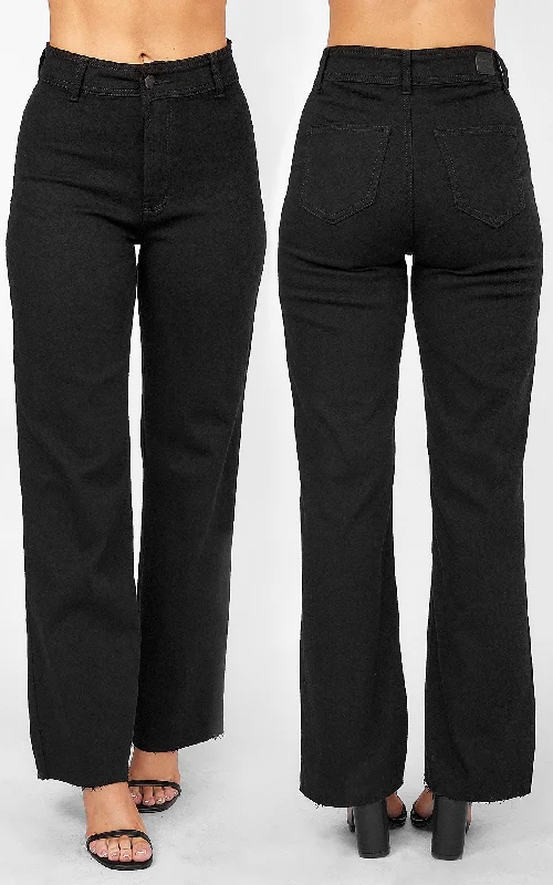 Plus - size women jeans for a comfortable and stylish fitPerrie Jeans - Black