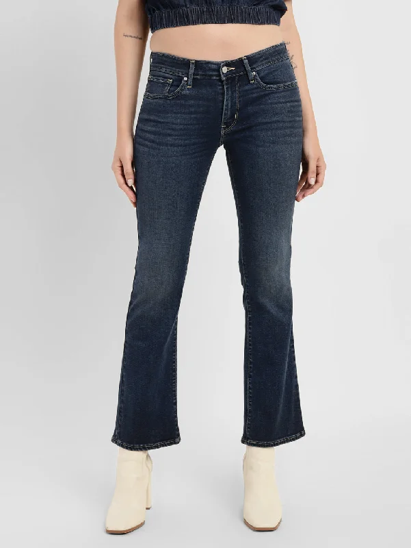 Mom jeans for a nostalgic and casual lookWomen's Mid Rise 715 Bootcut Jeans