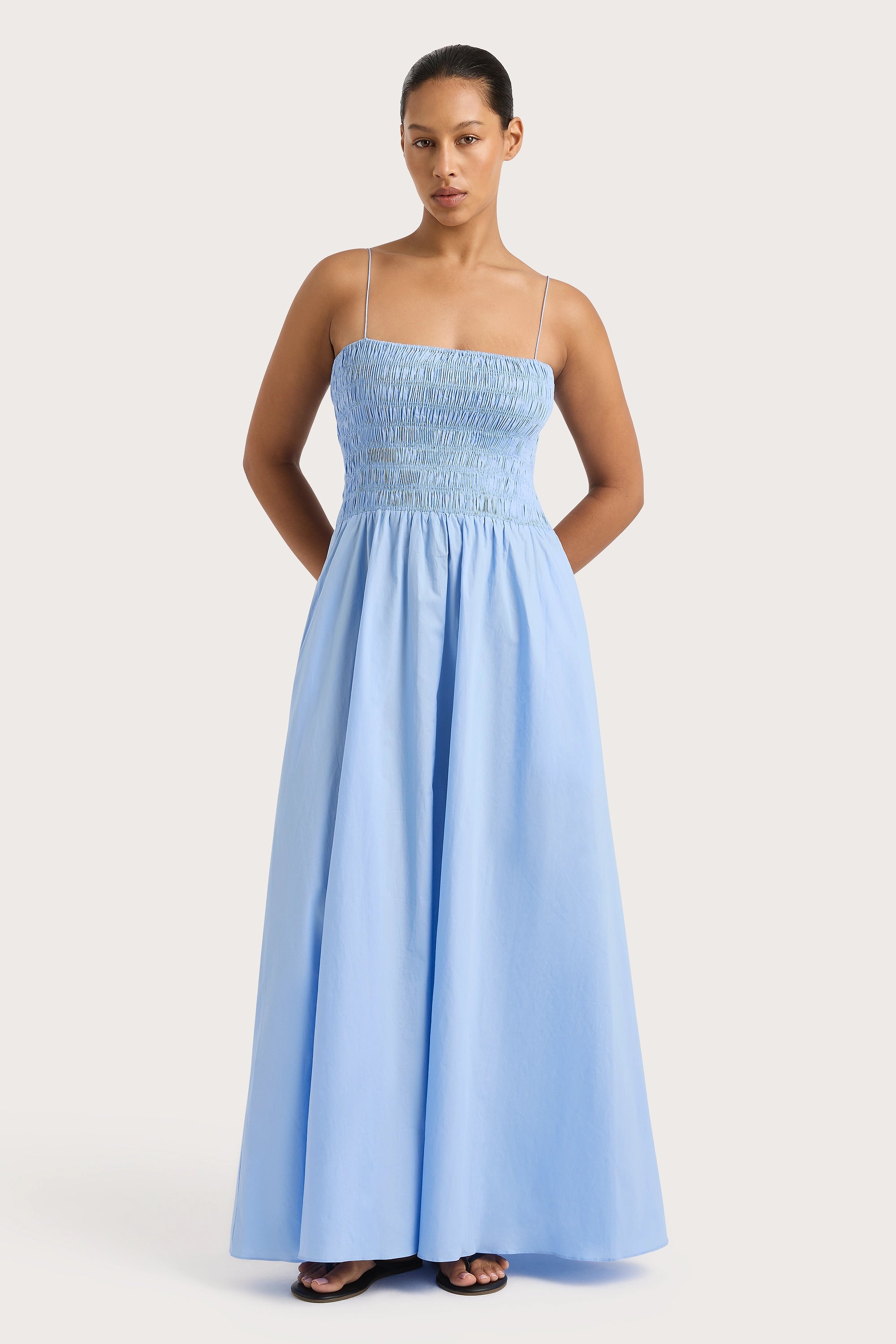 Ball Gown Women Dress with a Full Skirt for a Princess - like LookAntoine Maxi Dress Mid Blue