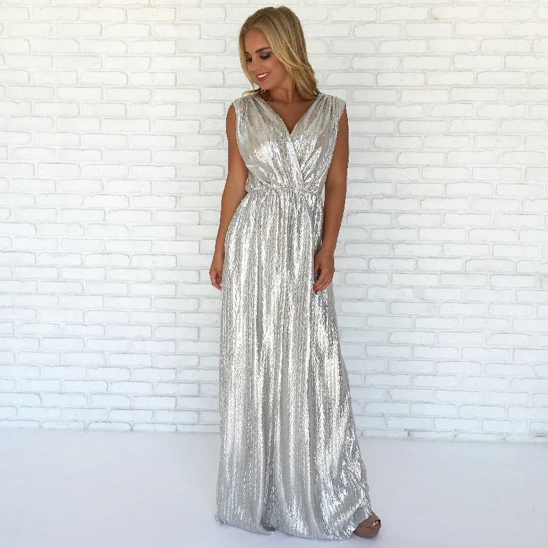 Mini Women Dress with a Short Hem for a Young and Trendy StyleIlluminated Luxe Maxi Dress In Silver