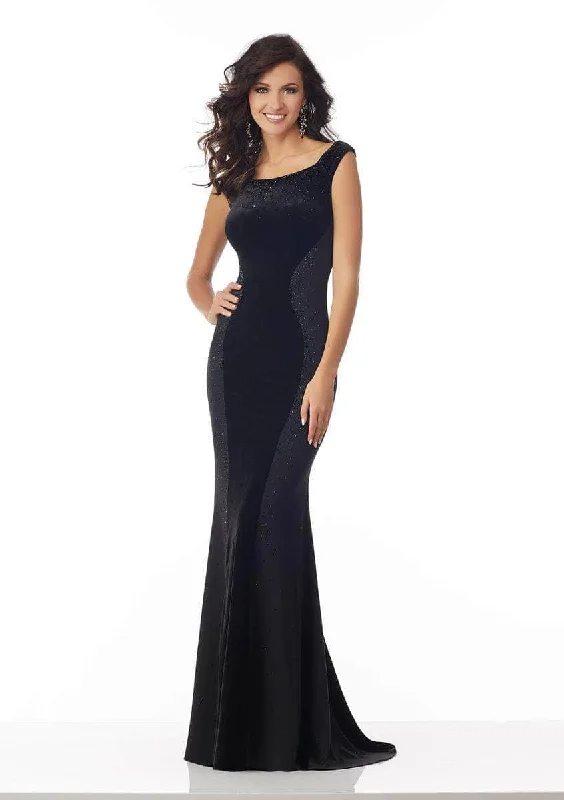 Little Black Women Dress with Sequins for a Glamorous Night OutMori Lee 71830 - Cap Sleeve Beaded Evening Gown